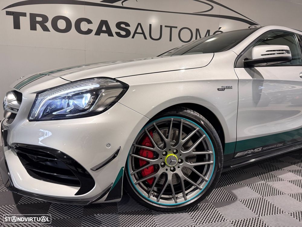 Mercedes-Benz A 45 AMG 4Matic Speedshift 7G-DCT PETRONAS 2015 World Champion Edition - 53
