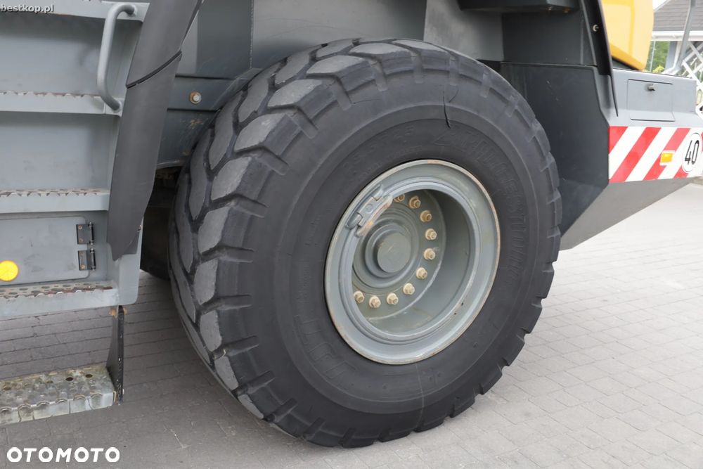 Liebherr 556 XPower - 25