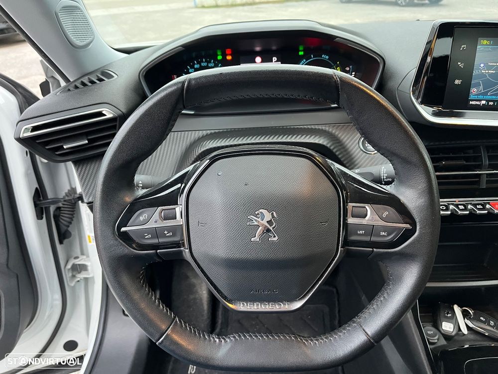 Peugeot e-2008 50 kWh Active Pack - 25