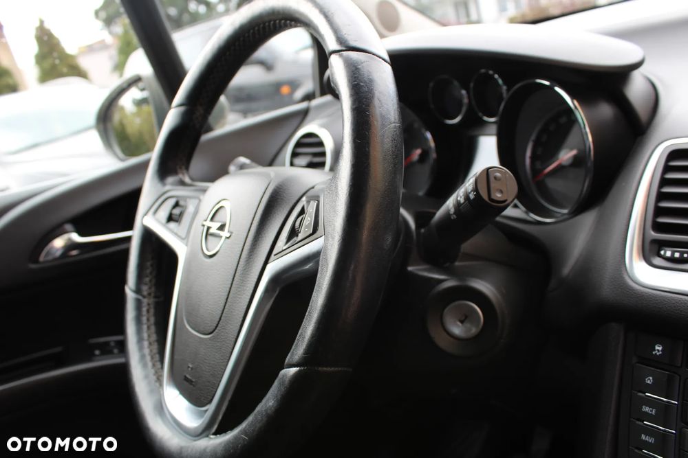 Opel Meriva - 23
