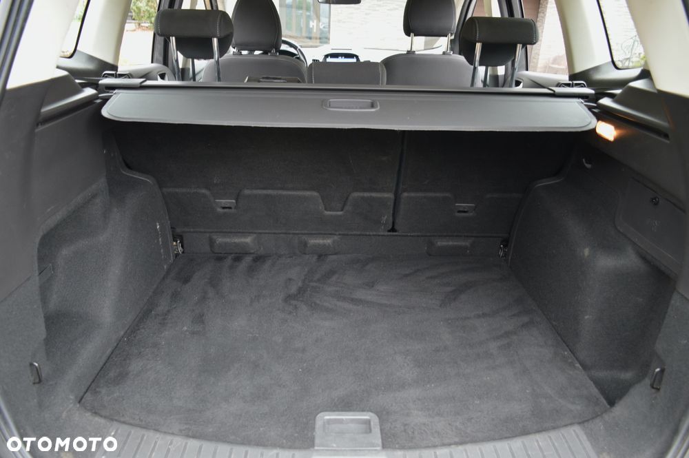 Ford Kuga 2.0 TDCi 4x4 Titanium - 35