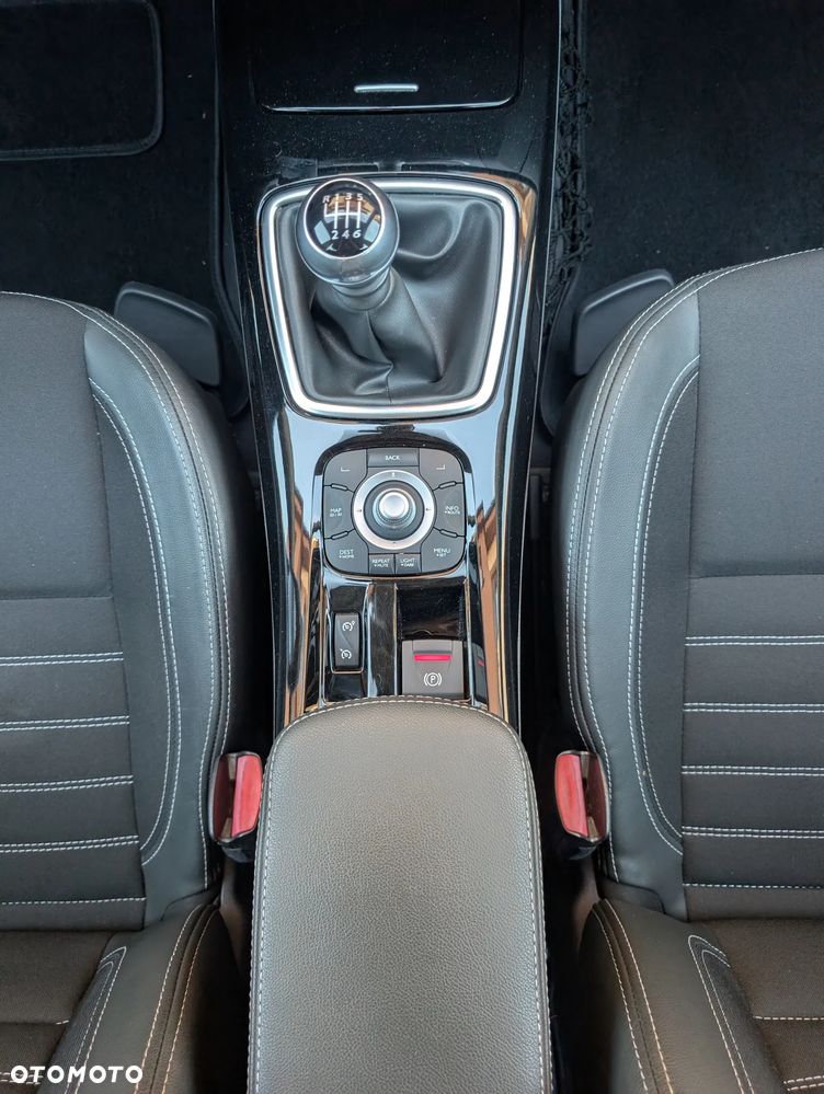 Renault Laguna 2.0 Bose Edition - 29