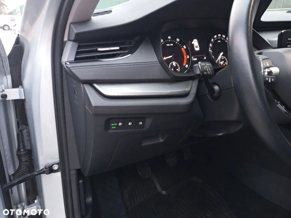 Skoda Octavia 1.5 TSI GPF ACT Ambition - 11