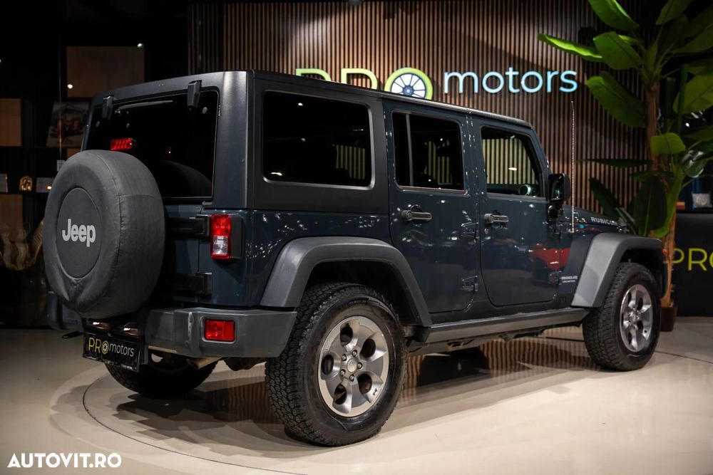 Jeep Wrangler - 8