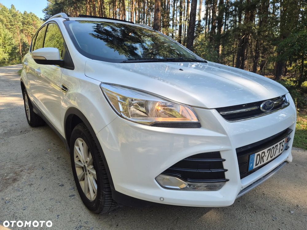 Ford Kuga 2.0 TDCi 2x4 Titanium - 5