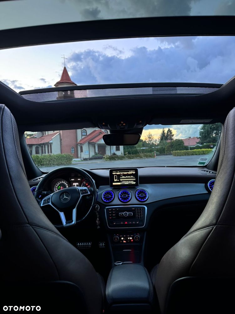 Mercedes-Benz CLA - 23
