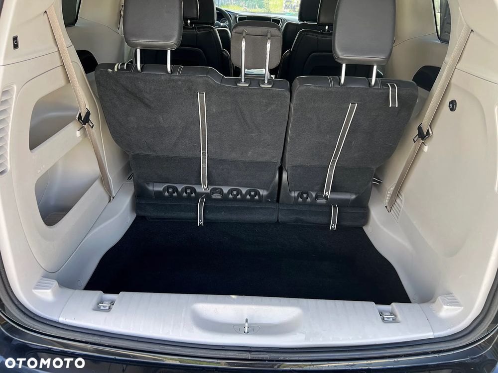 Chrysler Pacifica - 23