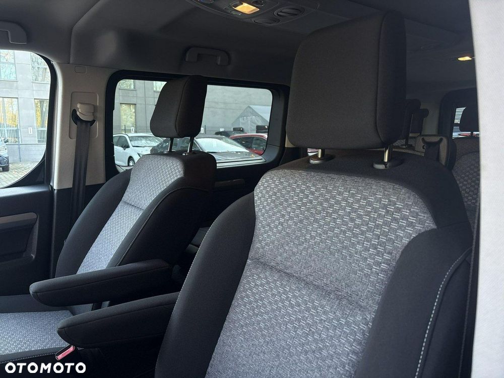 Toyota Proace Verso - 17