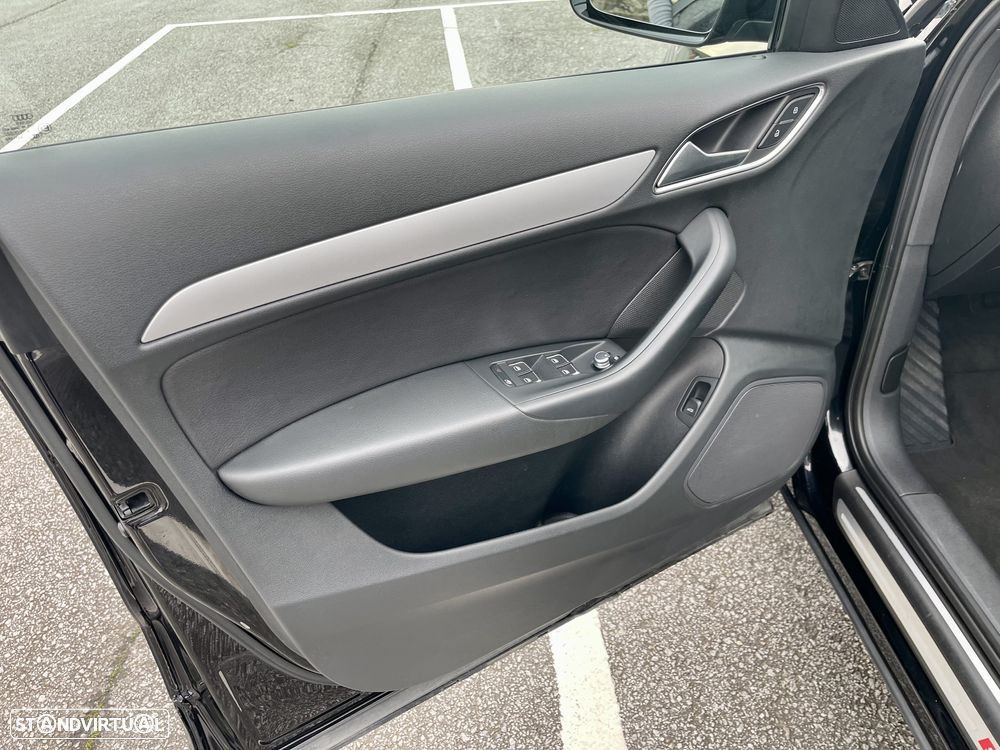 Audi Q3 2.0 TFSI quattro S tronic design - 13