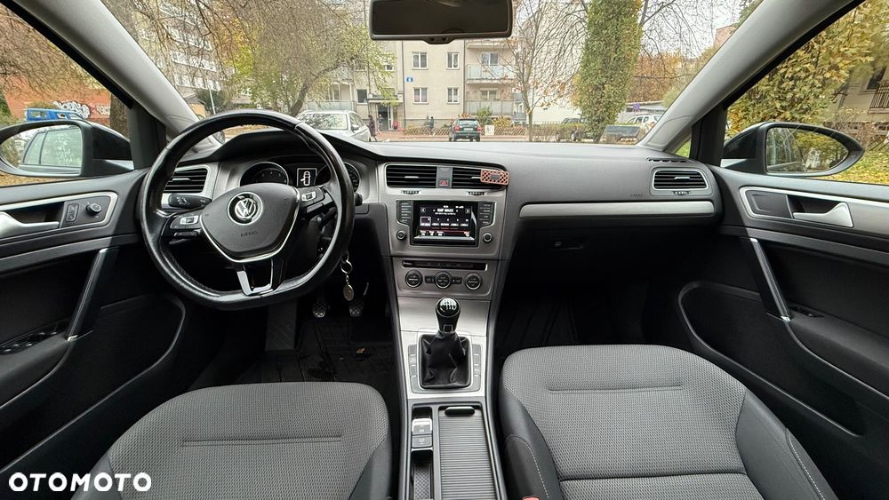 Volkswagen Golf 1.2 TSI BMT Comfortline - 16