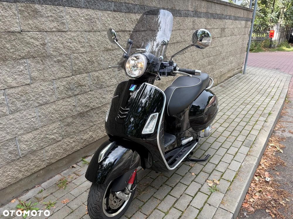 Vespa GTS - 10