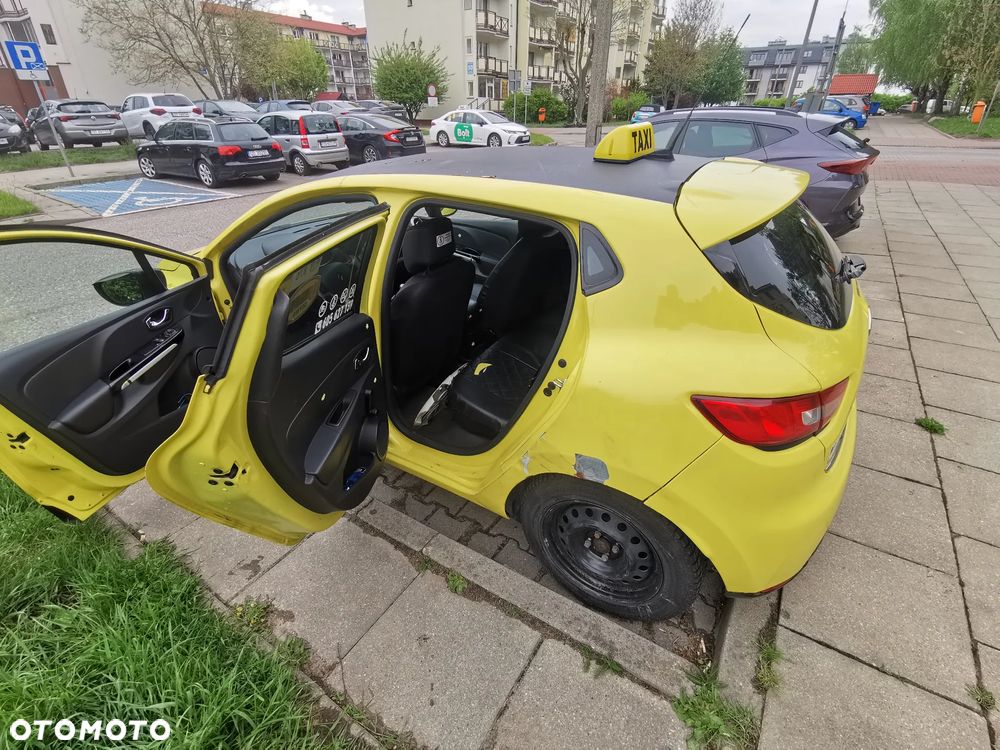 Renault Clio 1.2 16V 75 Experience - 31