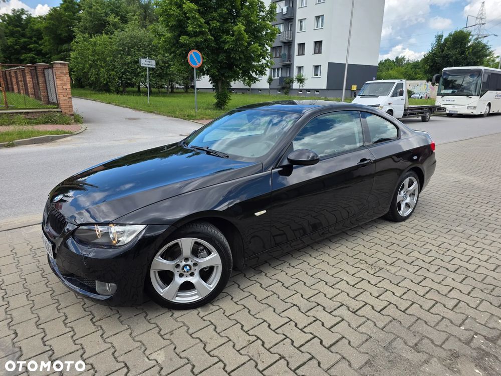 BMW Seria 3 320i Edition Exclusive - 36
