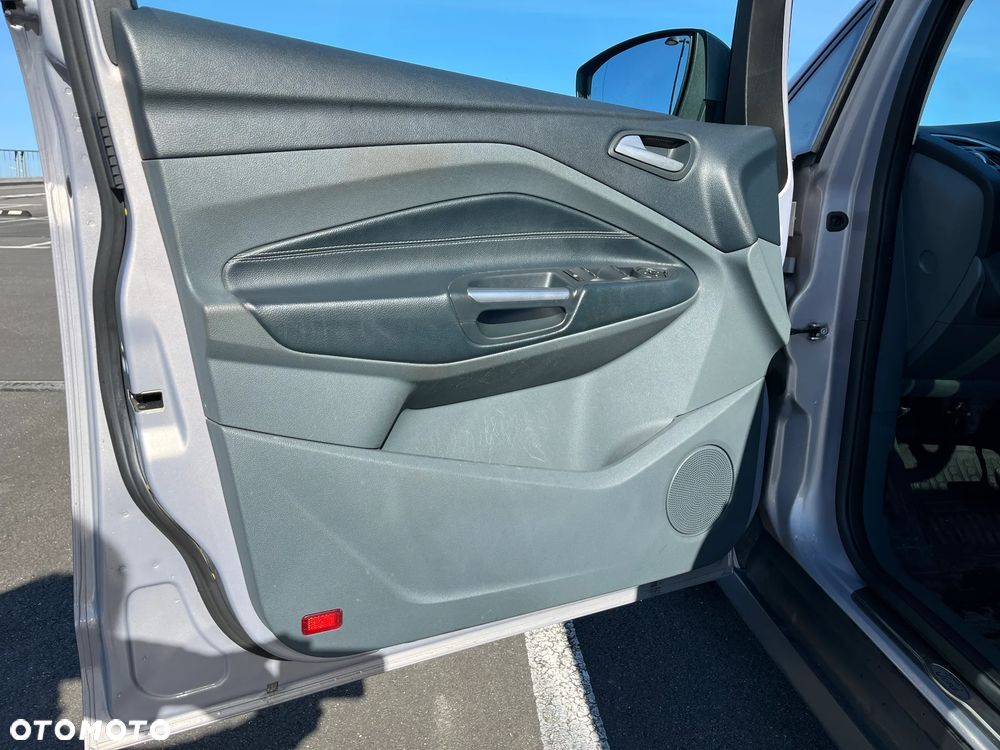 Ford C-MAX 2.0 TDCi Titanium MPS6 - 23