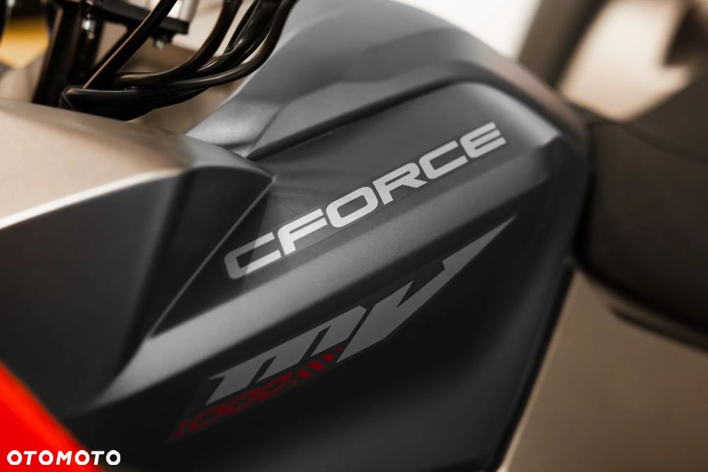 CFMoto CForce - 8