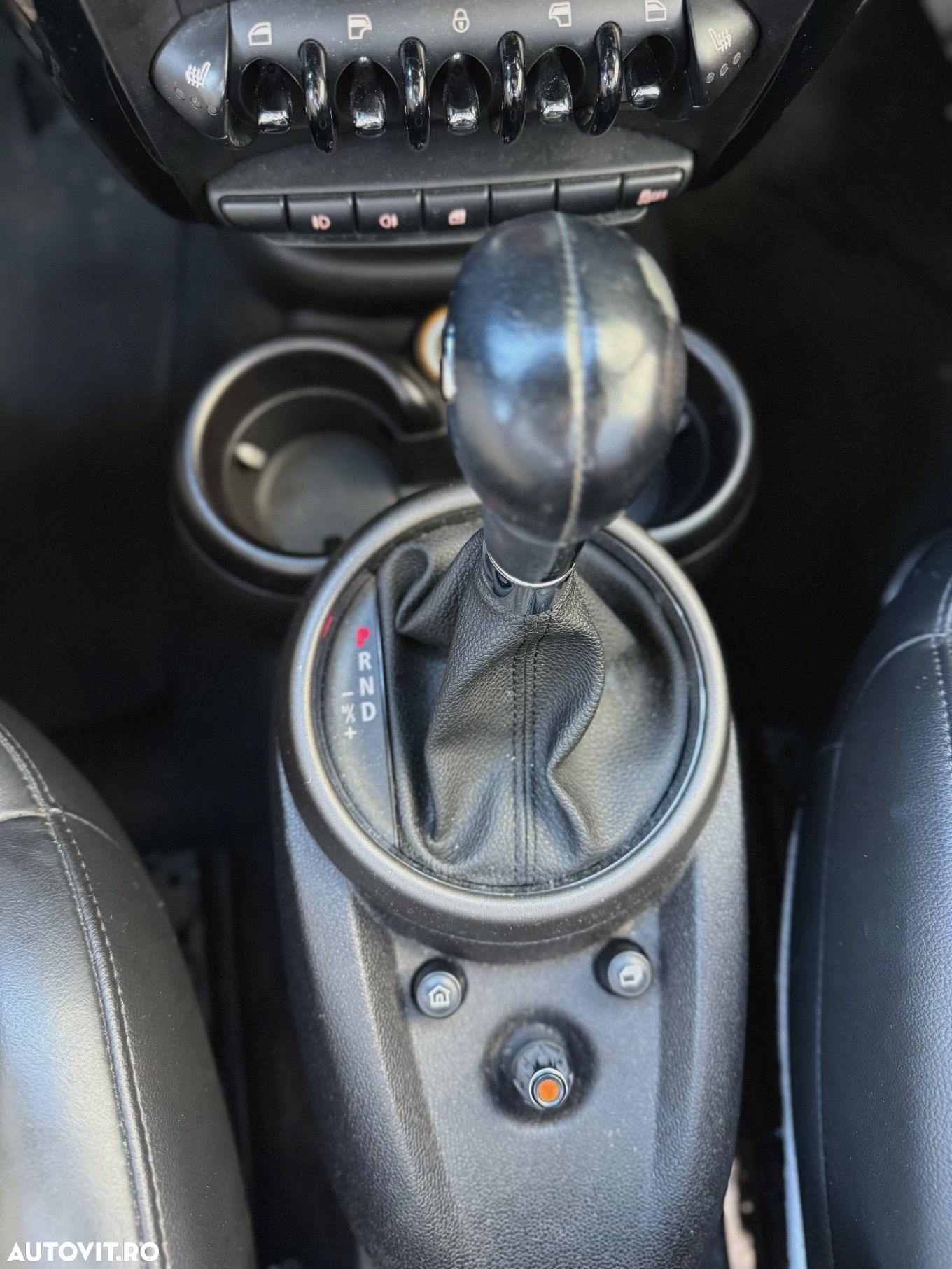 Mini Countryman - 24