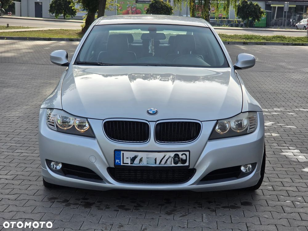 BMW Seria 3 320d - 13
