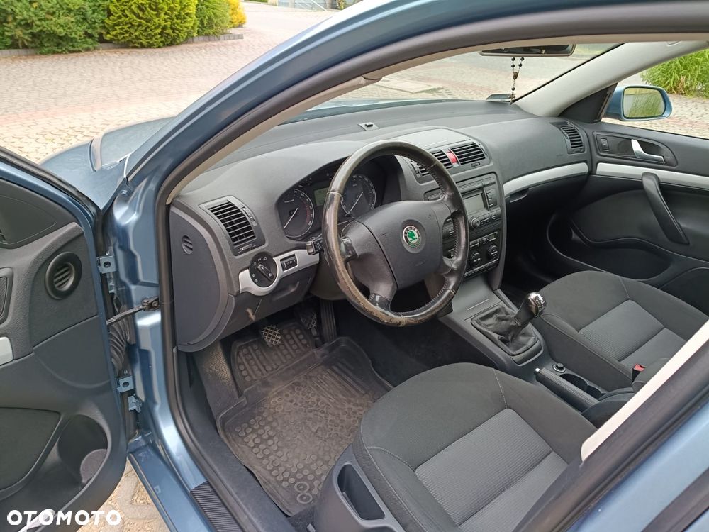 Skoda Octavia 1.9 TDI DPF Elegance - 9