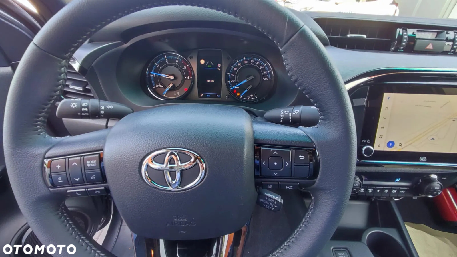Toyota Hilux 2.8 D-4D Double Cab Invincible 4x4 - 6
