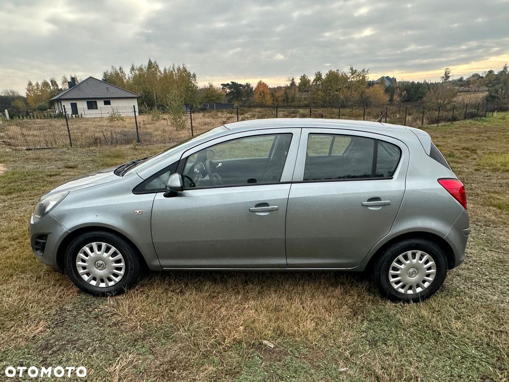 Opel Corsa - 8