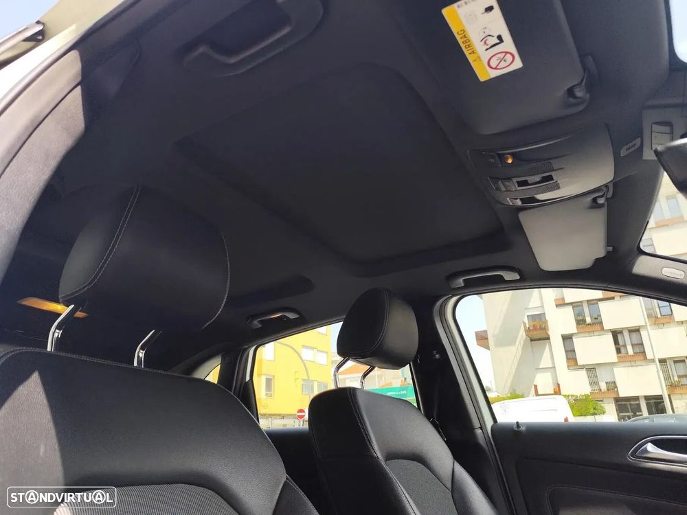 Mercedes-Benz B 180 - 9