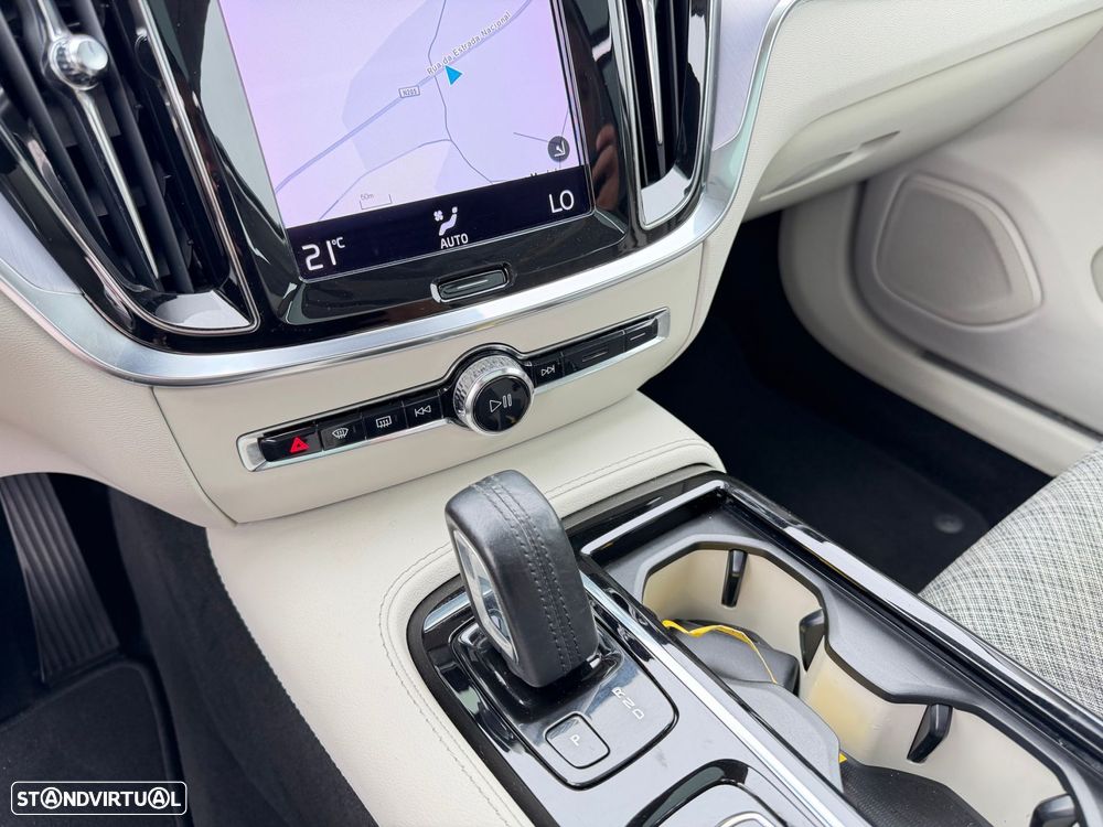 Volvo V60 2.0 T6 AWD TE Inscription Expression - 24