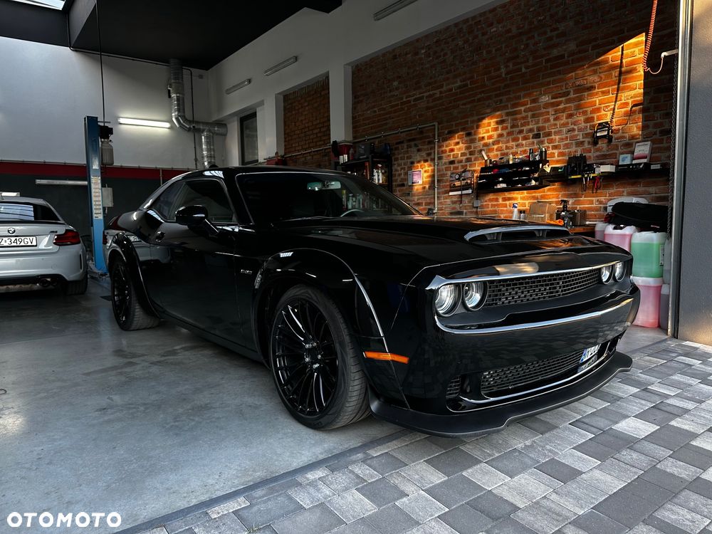 Dodge Challenger 5.7 R/T - 3