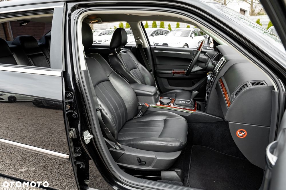 Chrysler 300C 2.7 Automatik - 25