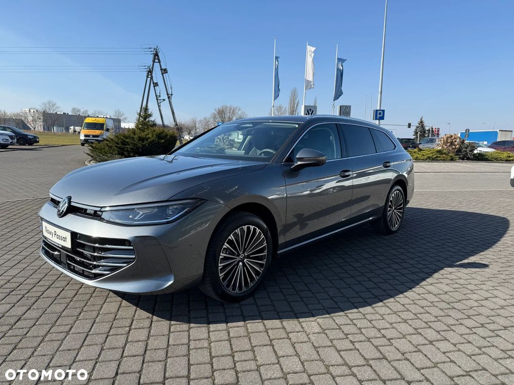 Volkswagen Passat 2.0 TDI SCR 4Mot Elegance DSG - 4