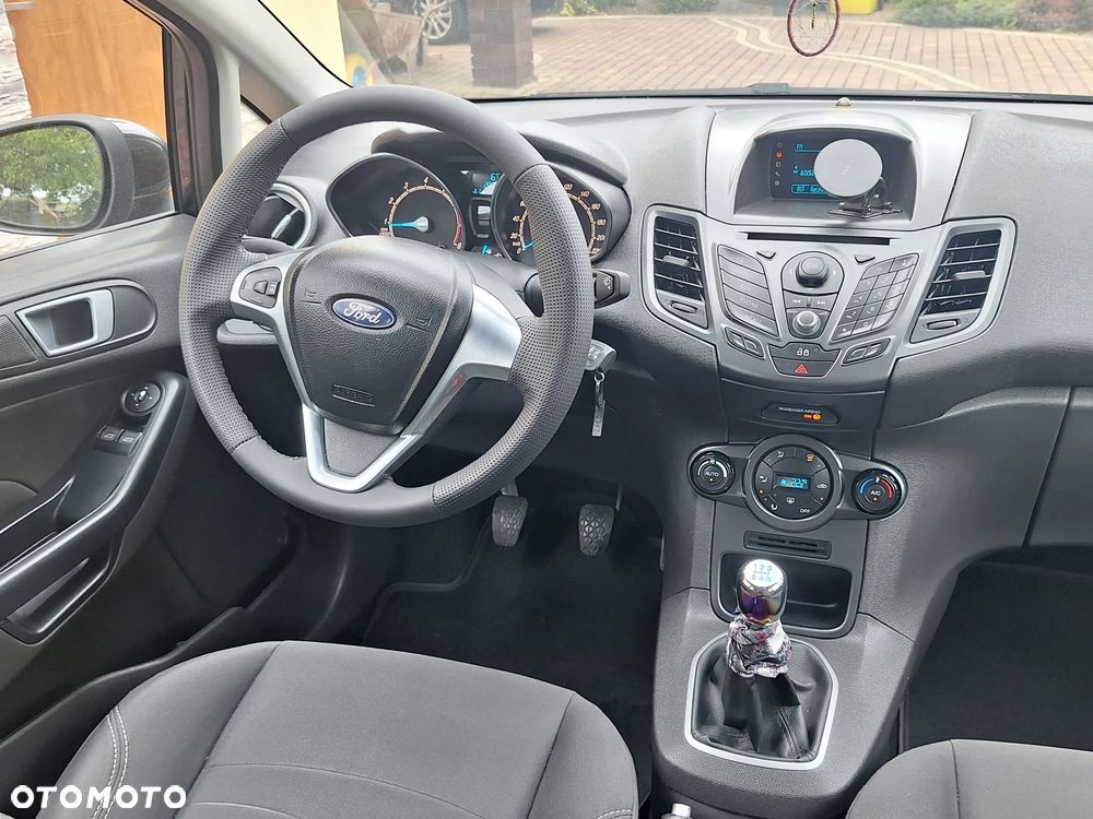 Ford Fiesta 1.25 Ambiente EU5 - 7