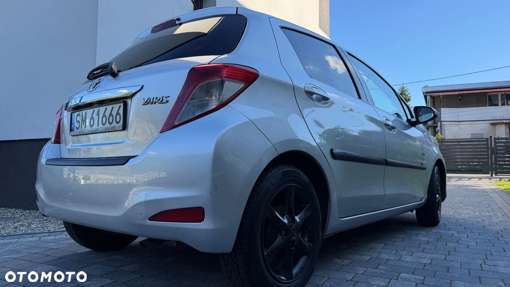 Toyota Yaris 1.33 Active - 10
