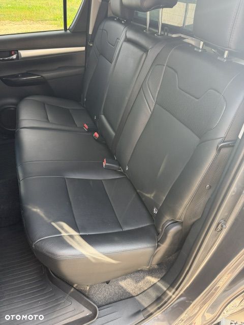 Toyota Hilux 2.8 D-4D Double Cab SR5+ 4x4 - 11