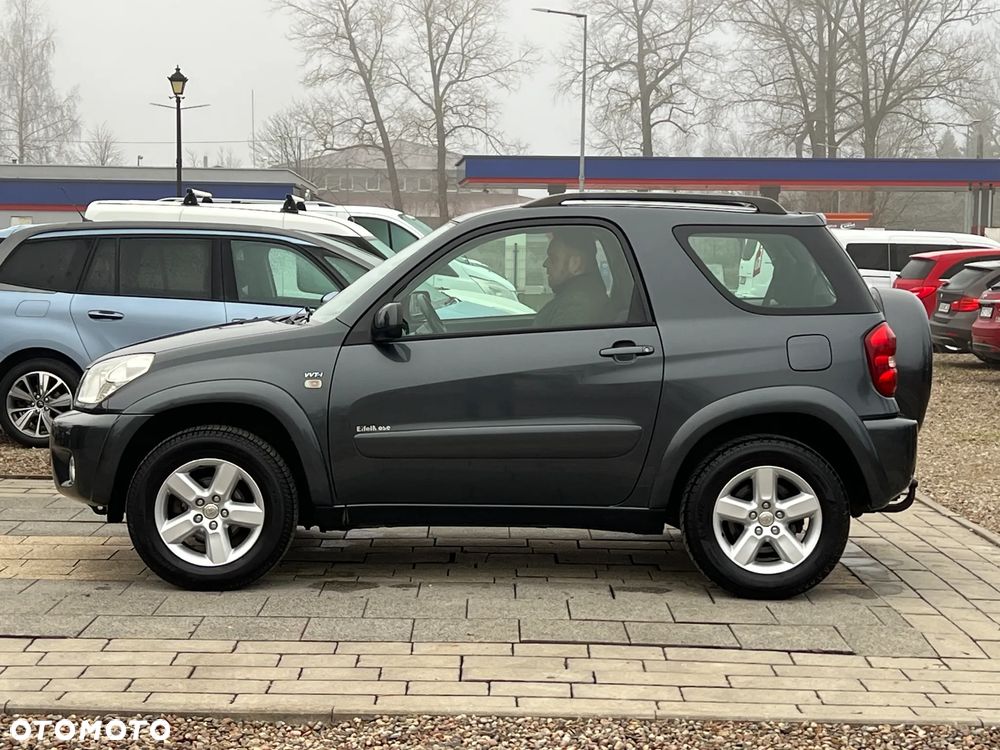 Toyota RAV4 4x4 Sol - 12