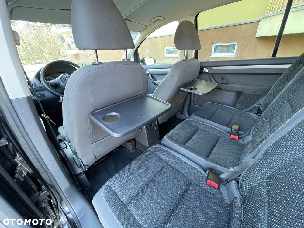 Volkswagen Touran 2.0 TDI DPF Highline DSG - 30