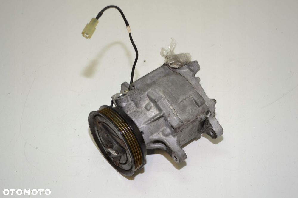 SPRĘŻARKA KLIMATYZACJI DAIHATSU TERIOS I 1.3 - 1