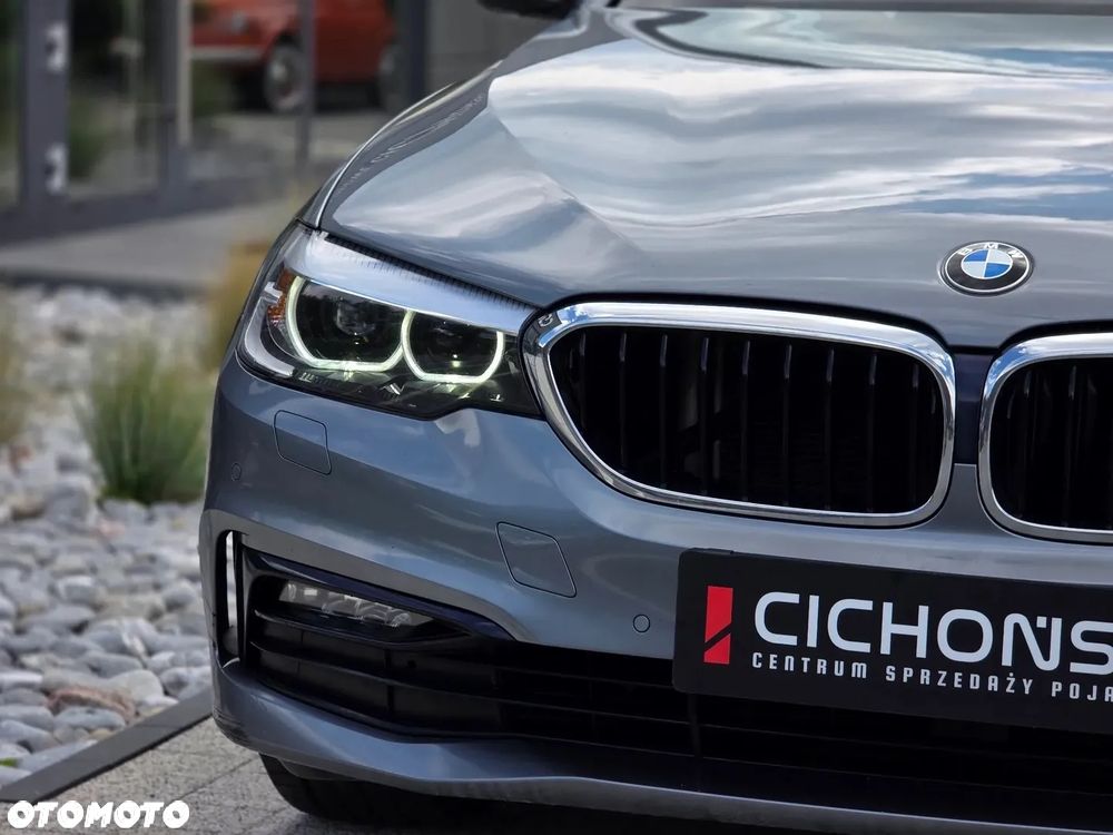 BMW Seria 5 520i GPF Sport Line sport - 34