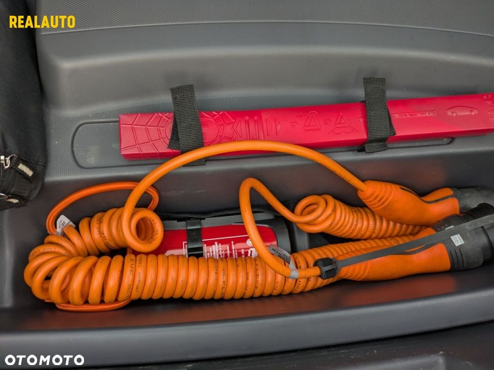 Hyundai IONIQ electric Premium - 24