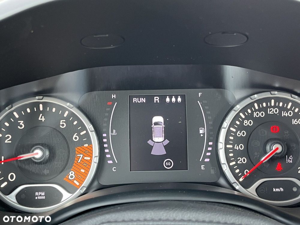 Jeep Renegade - 29