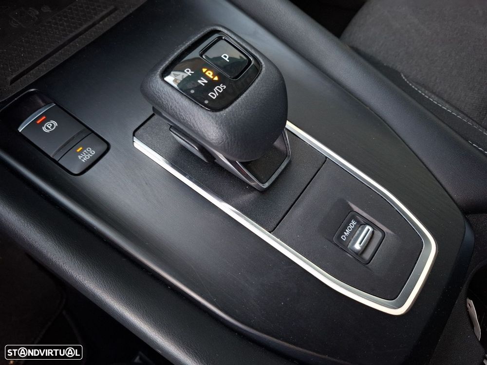 Nissan Qashqai 1.3 DIG-T N-Connecta LED+TT Xtronic - 22