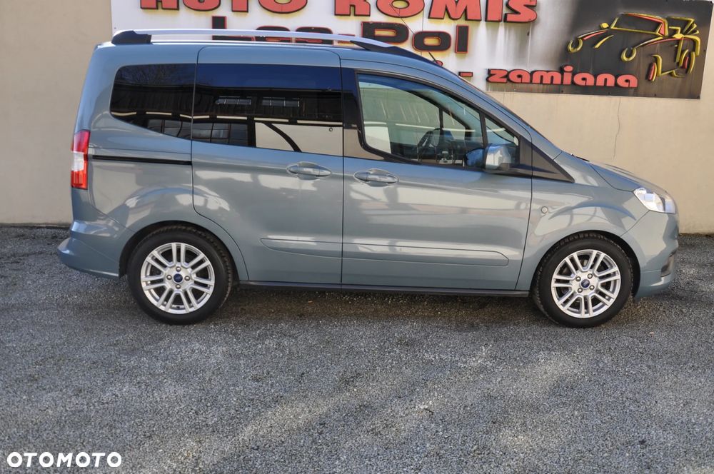 Ford Tourneo Courier - 9