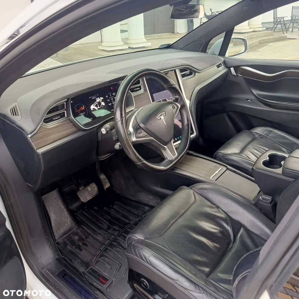 Tesla Model X Long Range Plus - 14