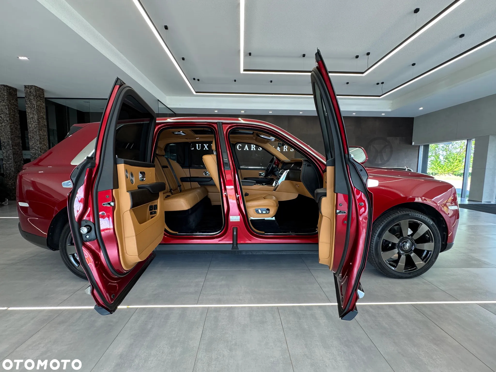 Rolls-Royce Cullinan - 10