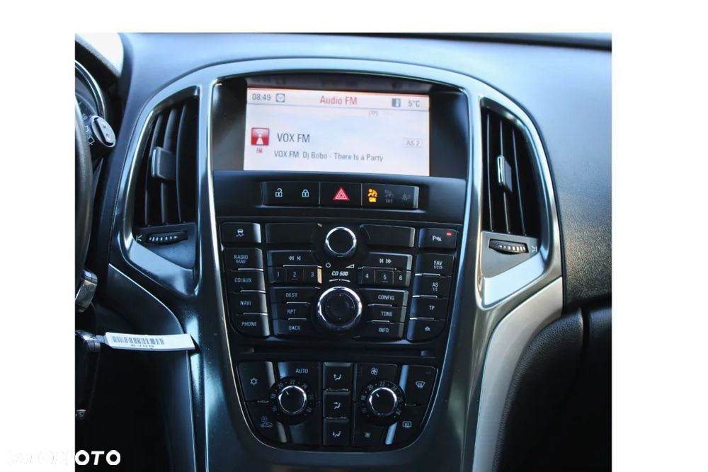 Opel Astra 1.7 CDTI DPF Cosmo - 26