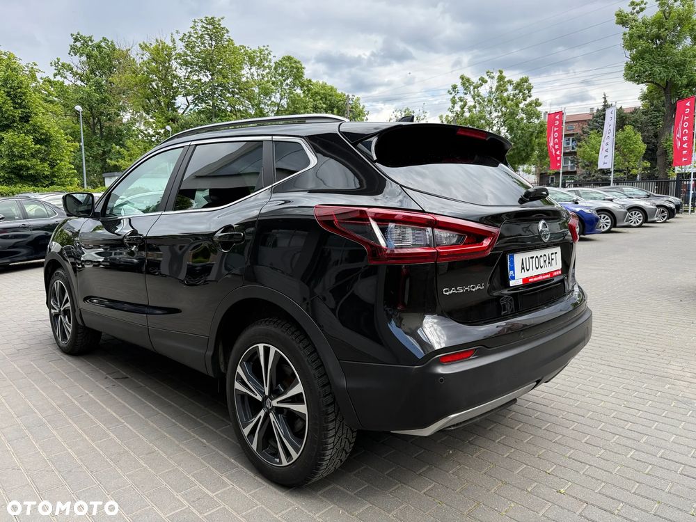 Nissan Qashqai 1.3 DIG-T N-Connecta DCT - 34