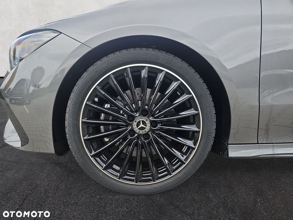Mercedes-Benz CLA - 9