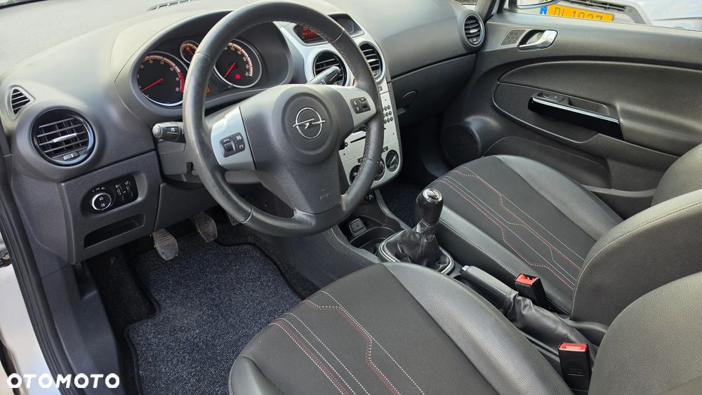 Opel Corsa 1.2 16V (ecoFLEX) Innovation - 13