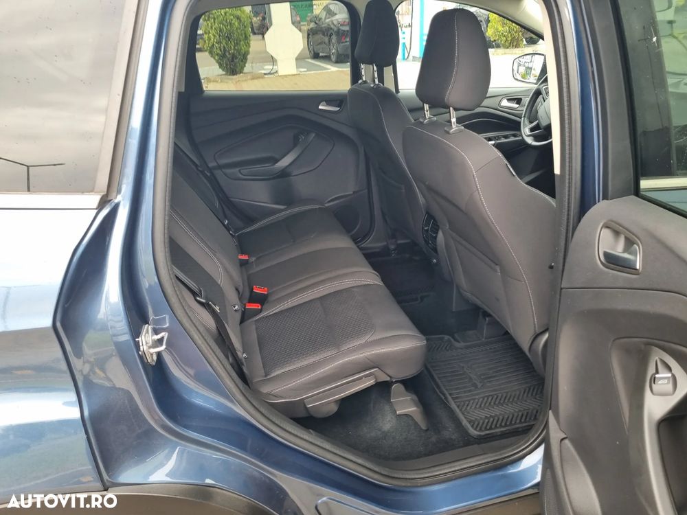 Ford Kuga 2.0 TDCi 4x4 Aut. Titanium - 18