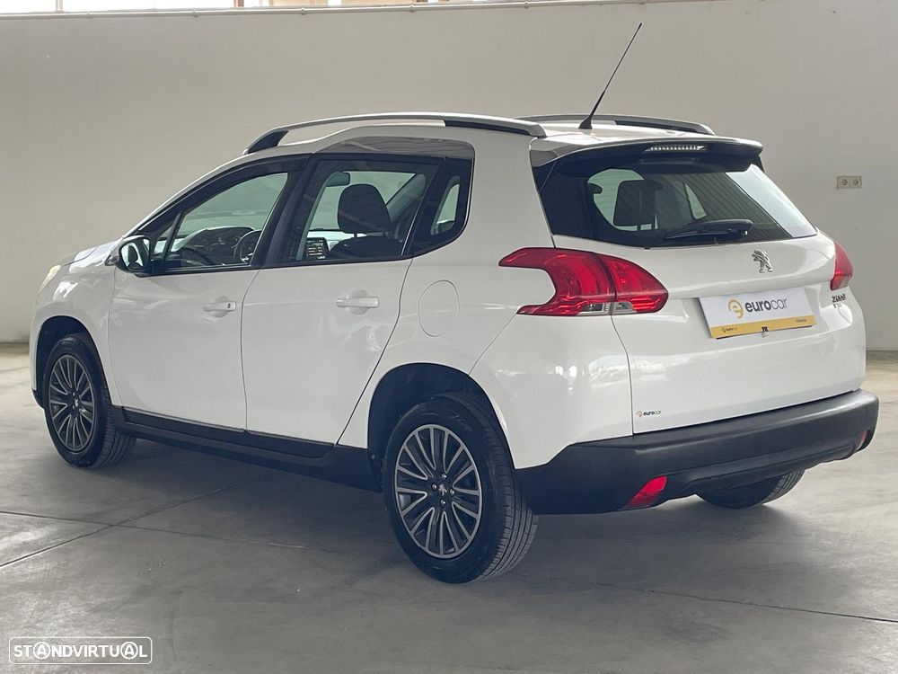 Peugeot 2008 1.6 e-HDi Active - 3