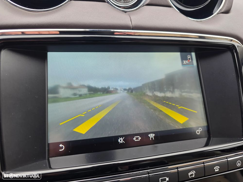 Jaguar XJ 3.0 D V6 Premium Luxury - 23