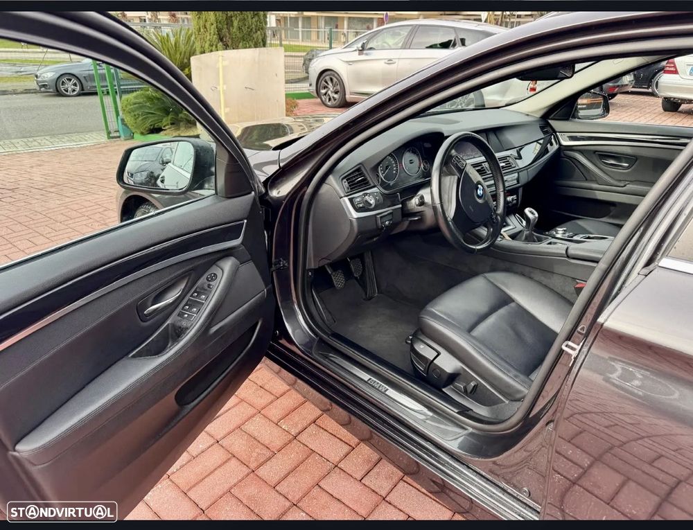 BMW 520 d Luxury Line - 10
